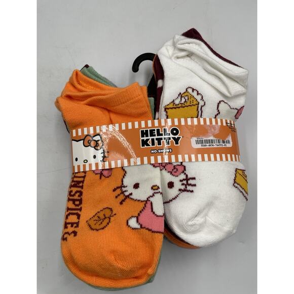 Sanrio Hello Kitty 2024 Halloween Cute & Spooky No Show Socks 12 Pairs NEW - Picture 1 of 7